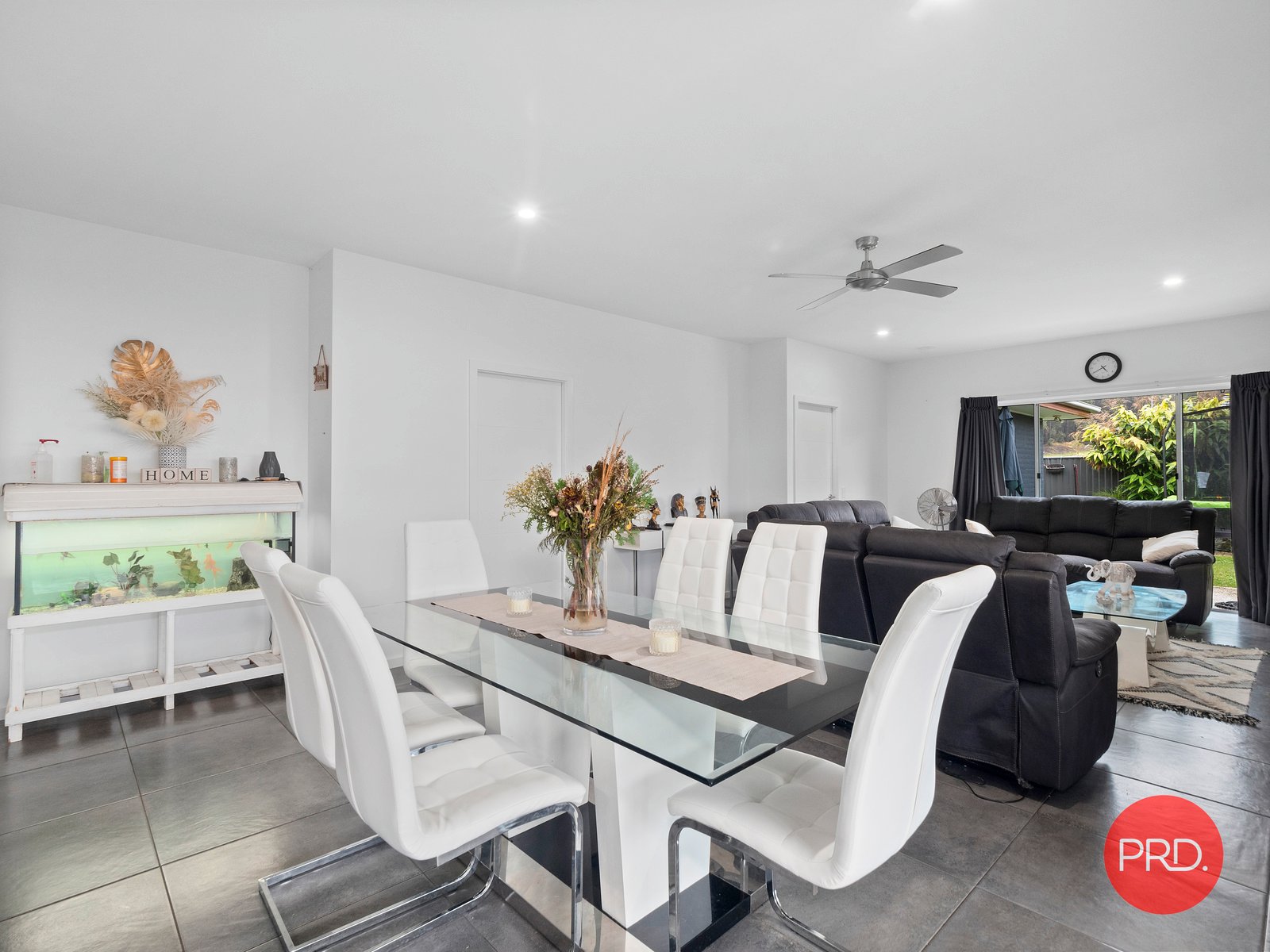 10 Seashore Place SANDY BEACH 6