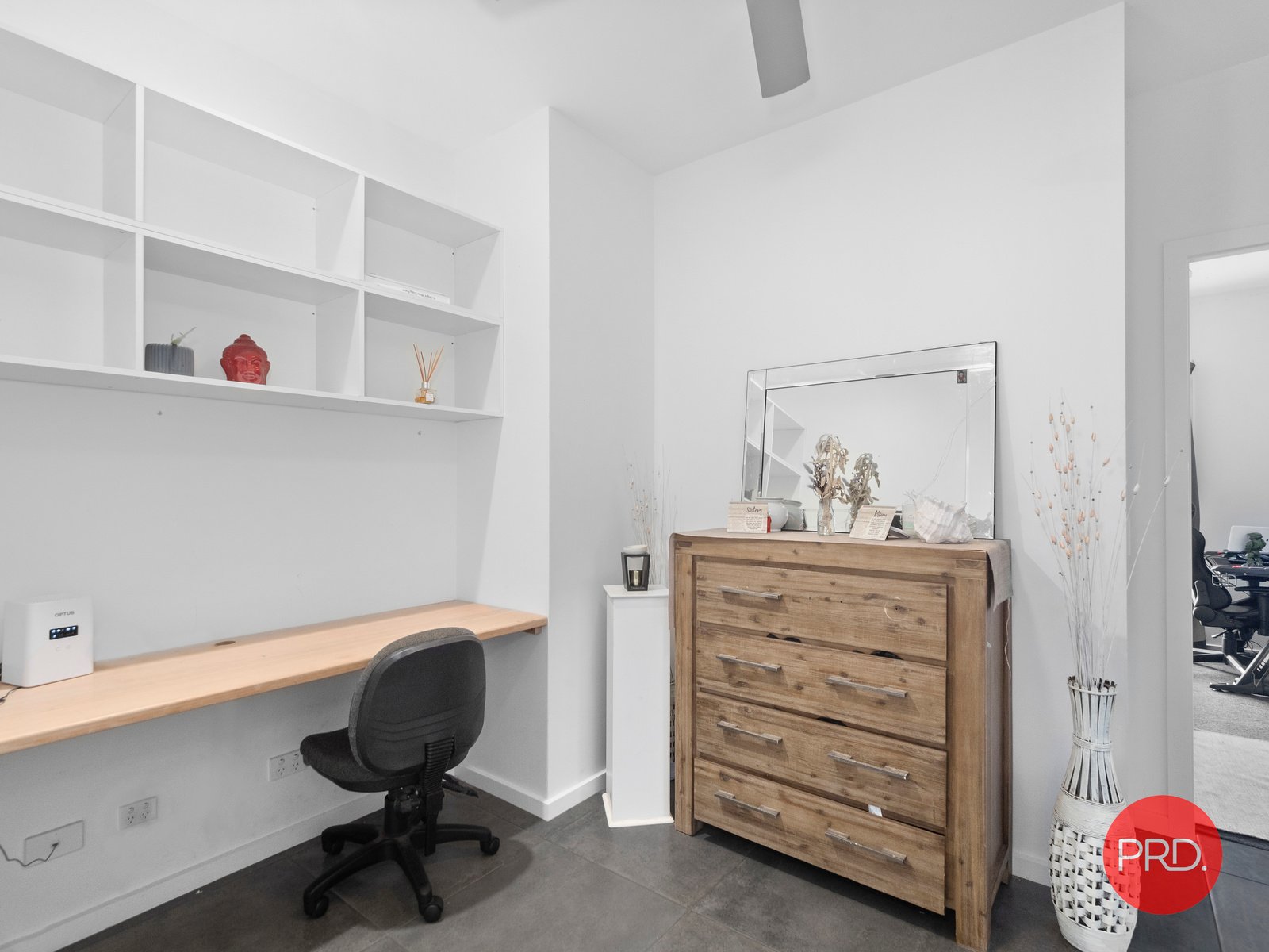 10 Seashore Place SANDY BEACH 11