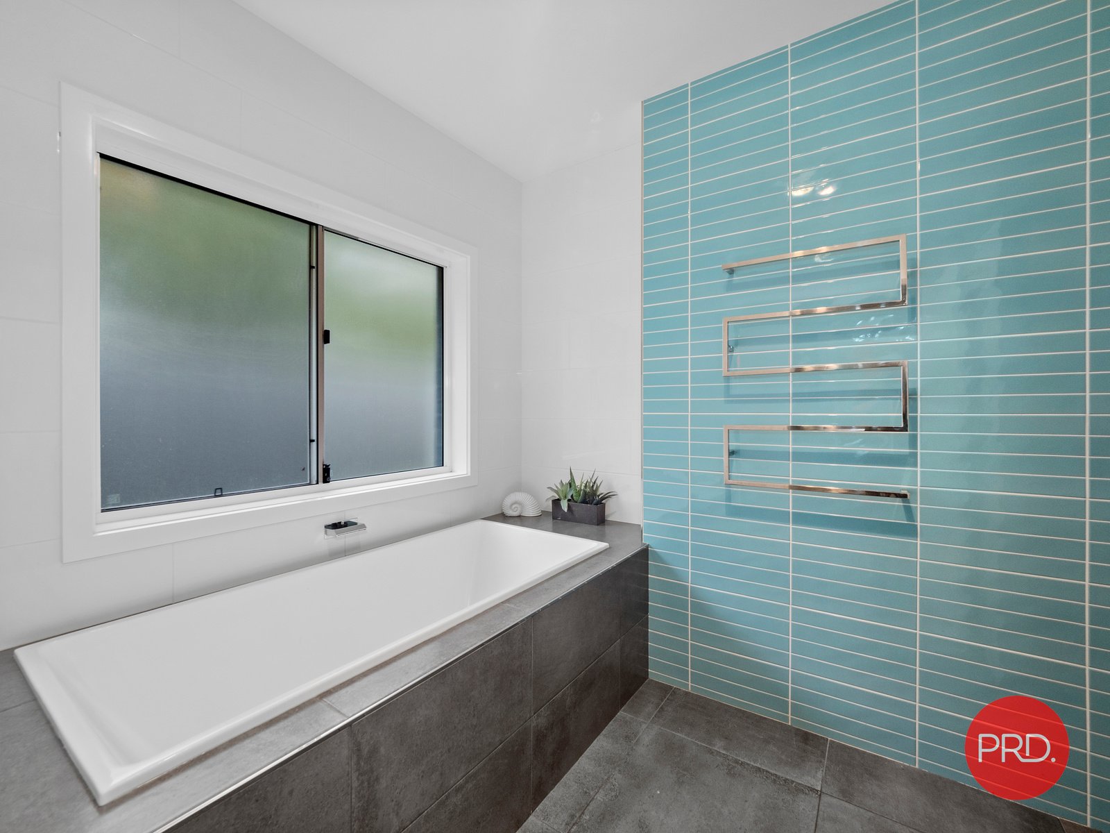 10 Seashore Place SANDY BEACH 15