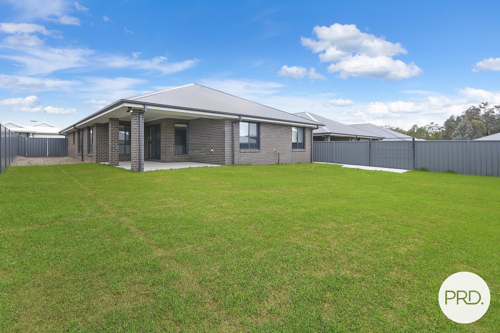 10 Selby Court THURGOONA 9