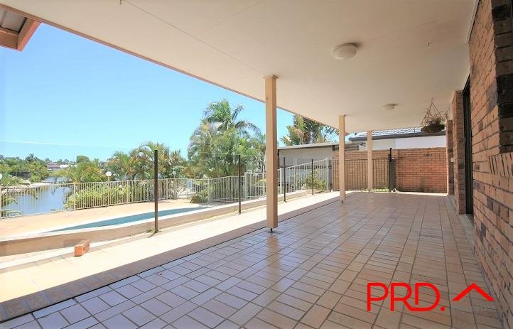 10 Selkirk Avenue BENOWA WATERS 13