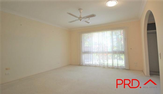 10 Selkirk Avenue BENOWA WATERS 15