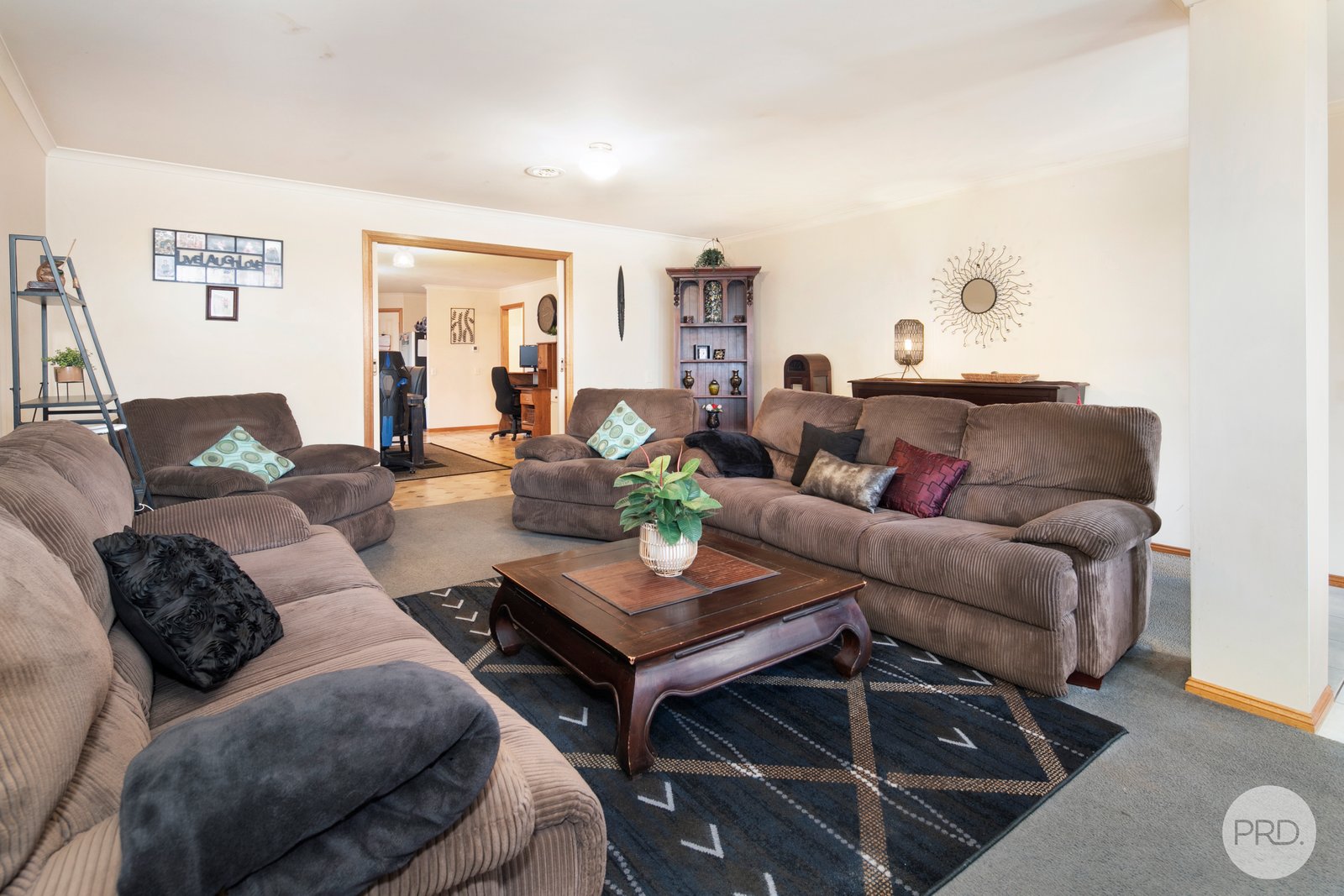 10 Shaftesbury Avenue DELACOMBE 2