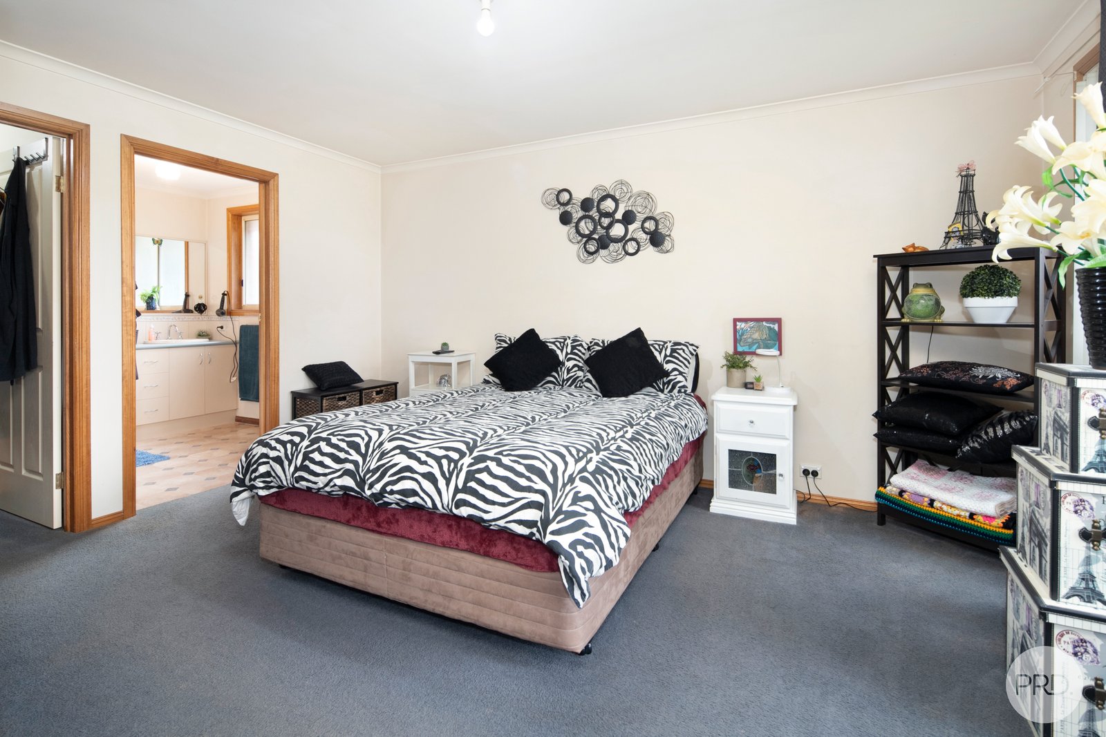 10 Shaftesbury Avenue DELACOMBE 5