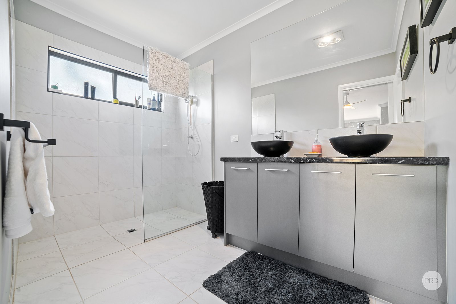 10 Shepherds Glen STRATHFIELDSAYE 11