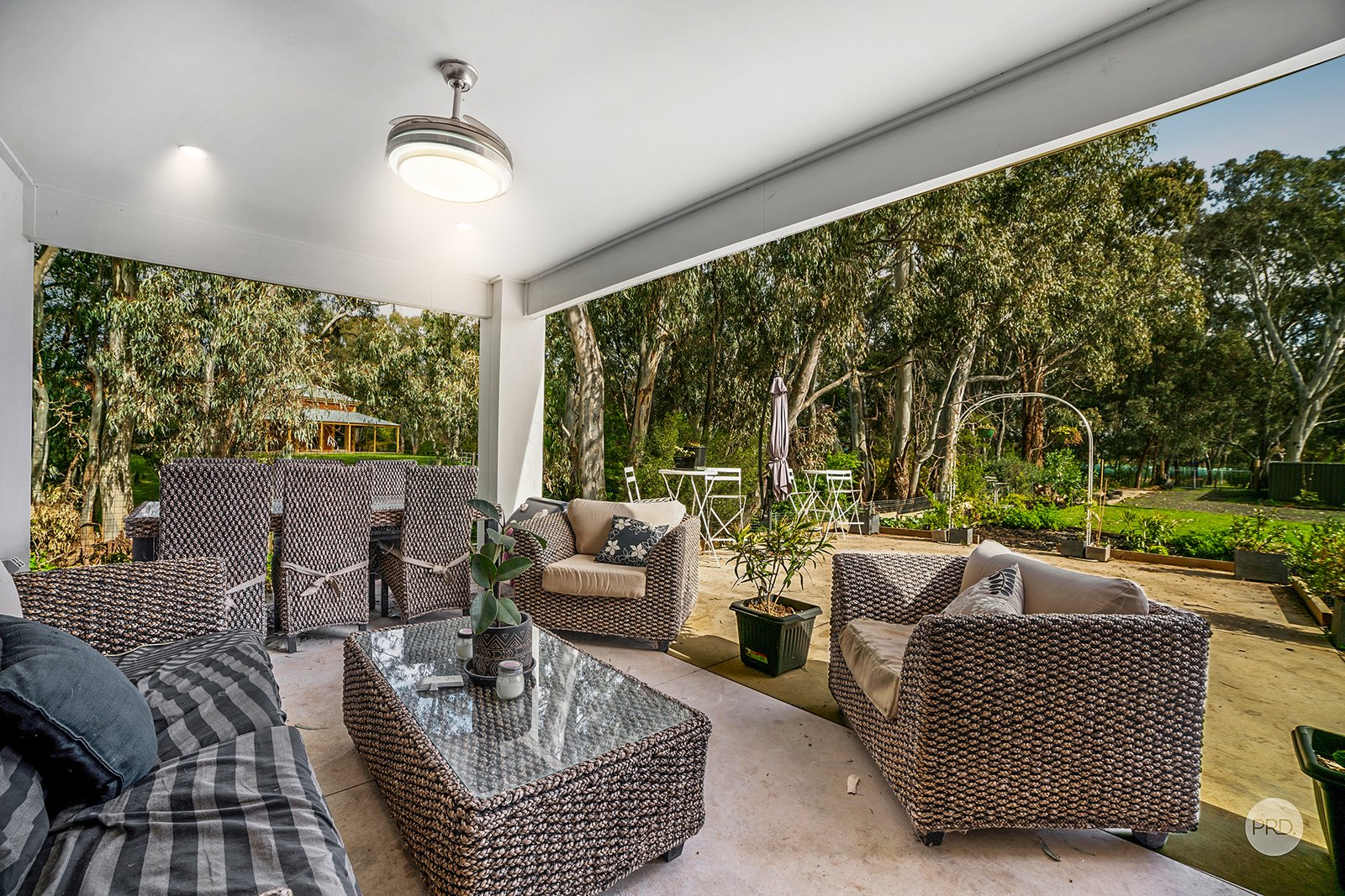 10 Shepherds Glen STRATHFIELDSAYE 21