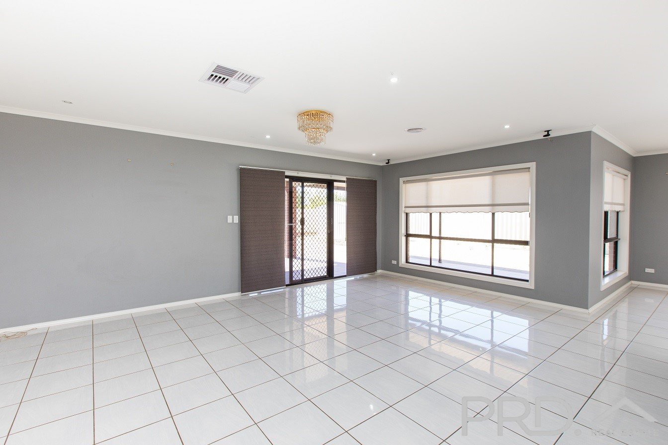 10 Sherring Way MILDURA 10