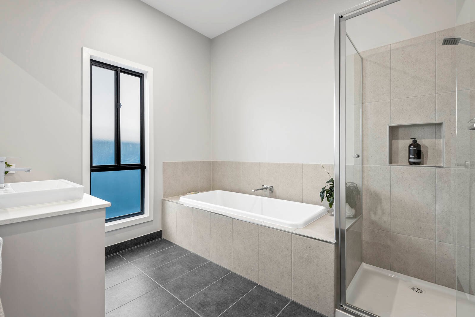 Real Estate and Property in 10 Shorebreak Way, Ocean Grove, VIC