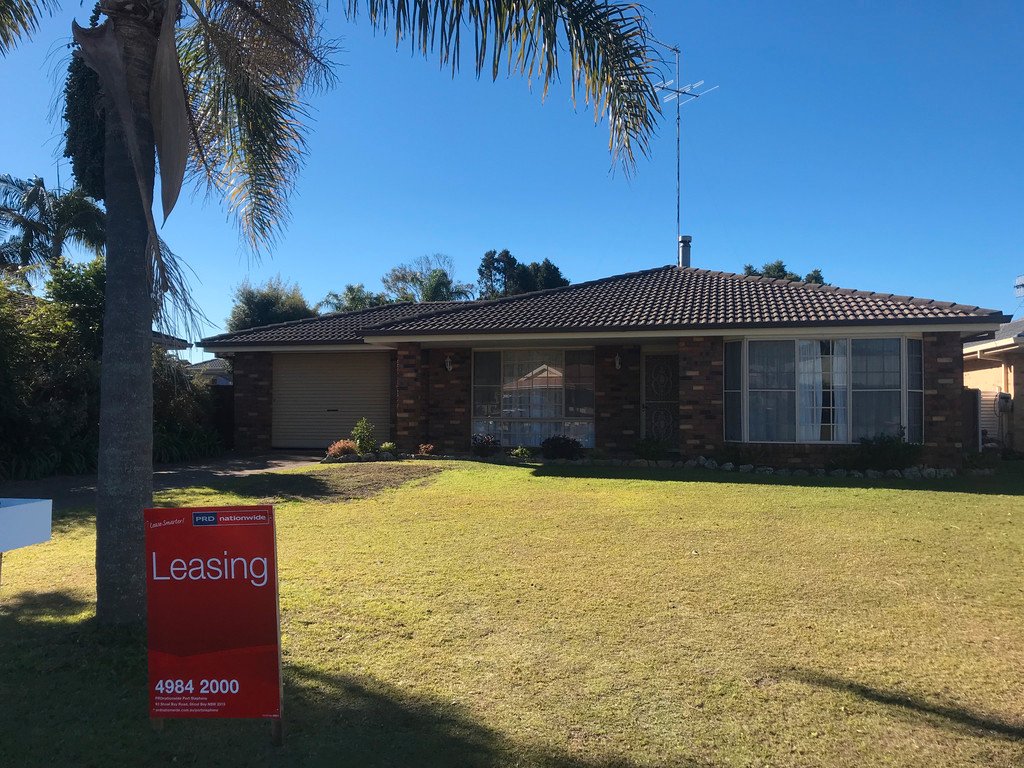 10 Shoreline Dr  FINGAL BAY 1