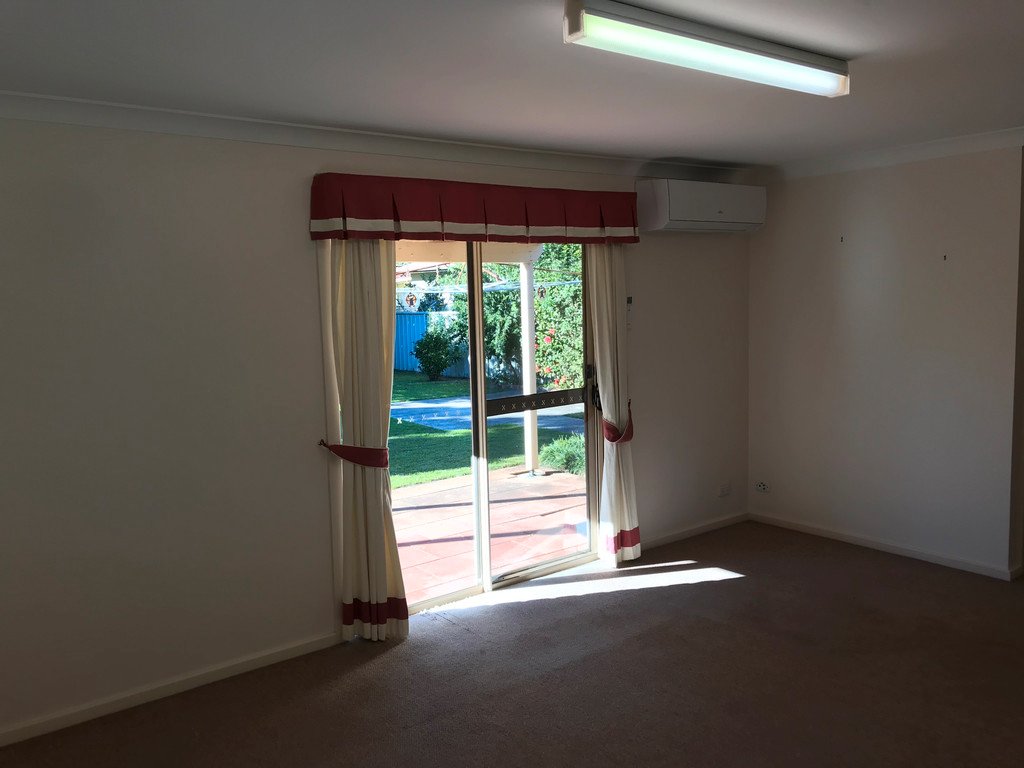 10 Shoreline Dr  FINGAL BAY 8