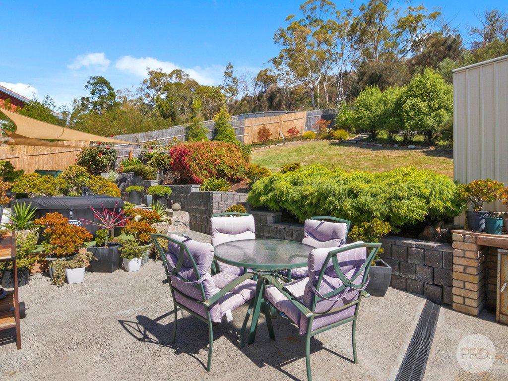 10 Simpson Place ROSETTA 18