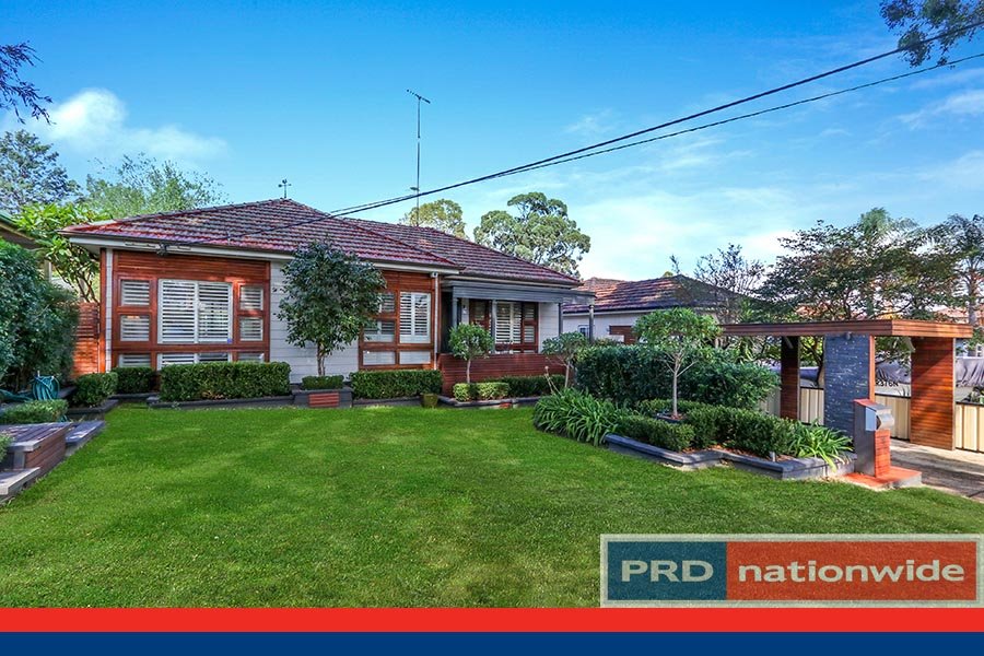 10 Sparkes Avenue MORTDALE 1