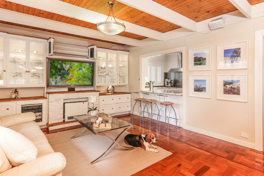 10 Sparkes Avenue MORTDALE 3