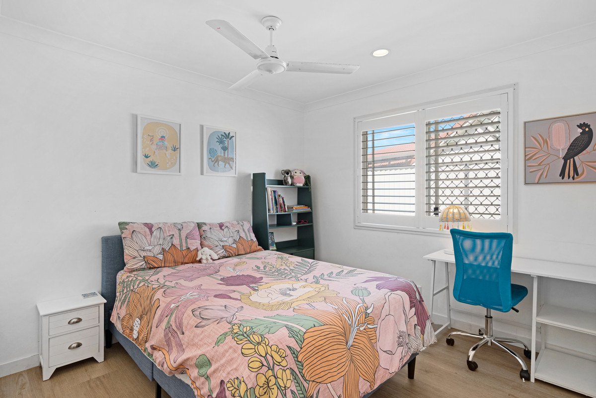 10 Sparrow Place Burleigh Waters 8
