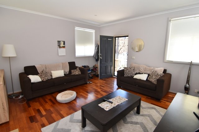 Gallery: 10 Spurling Close