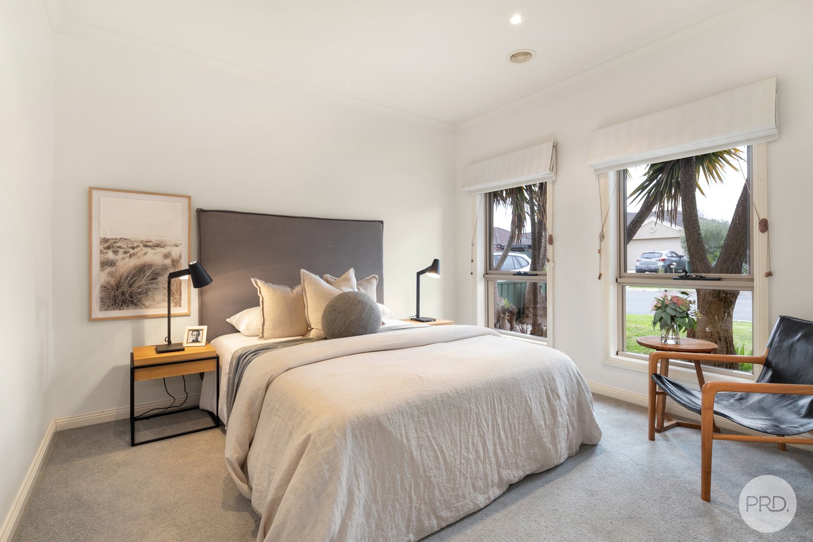 10 St Clare Avenue LAKE GARDENS 2