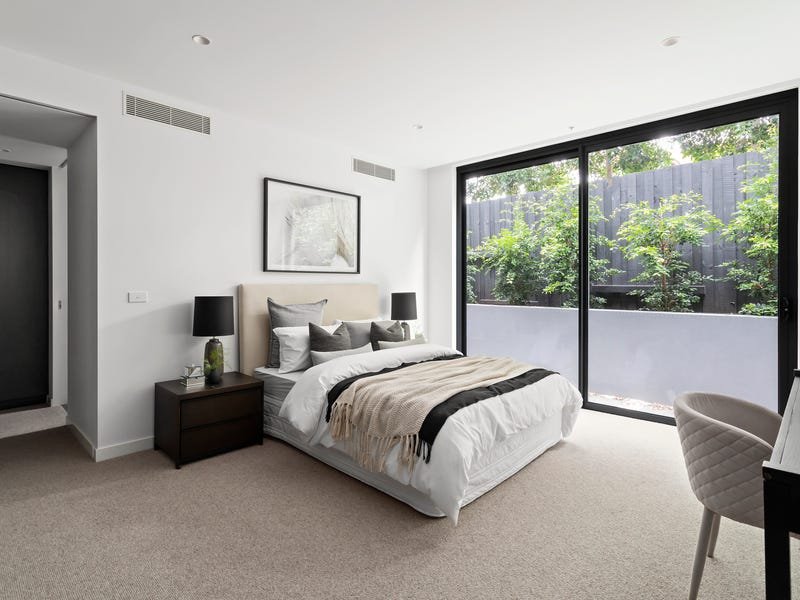 Real Estate and Property in 10 St Georges Road, Elsternwick, VIC