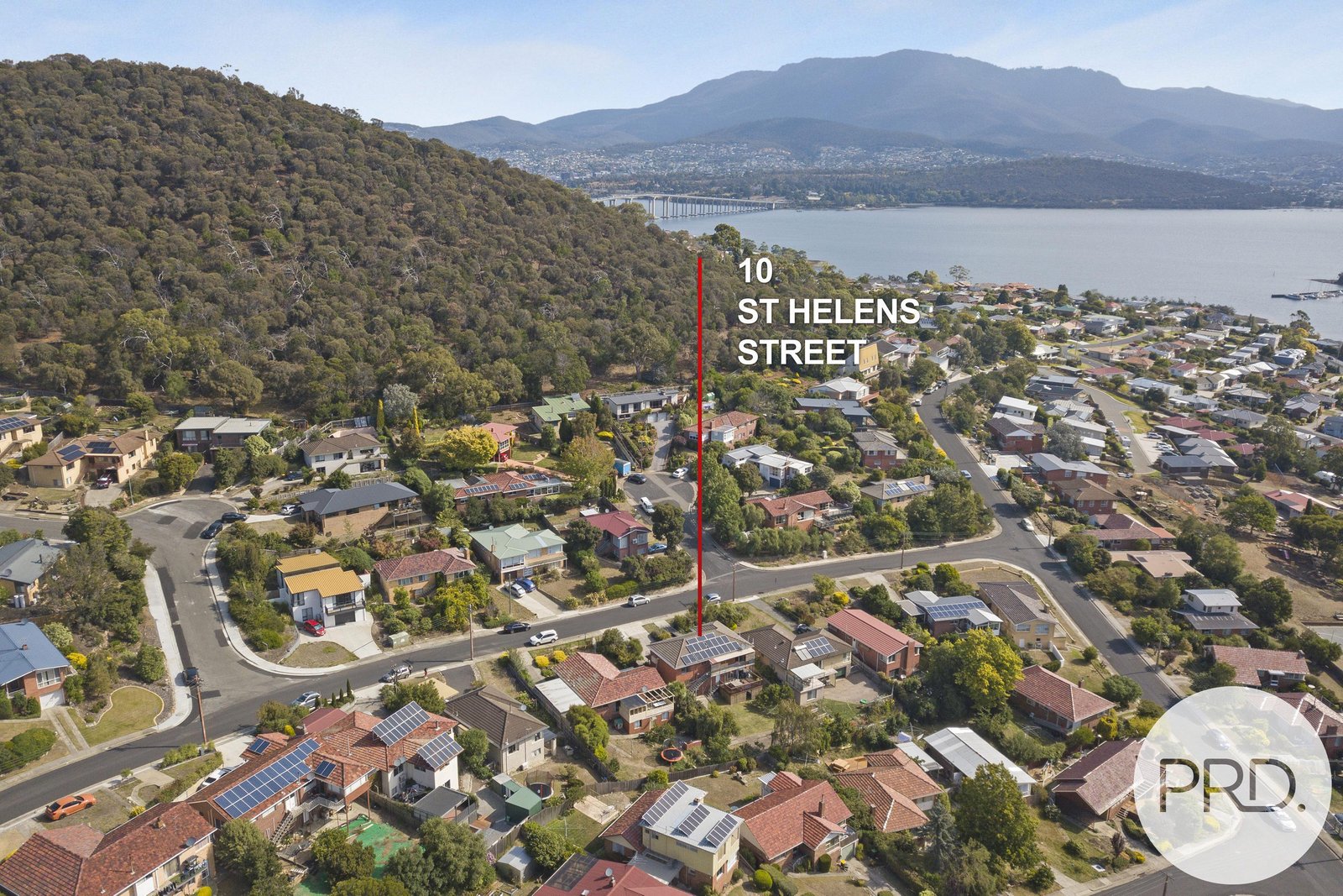 10 St Helens Street LINDISFARNE 4