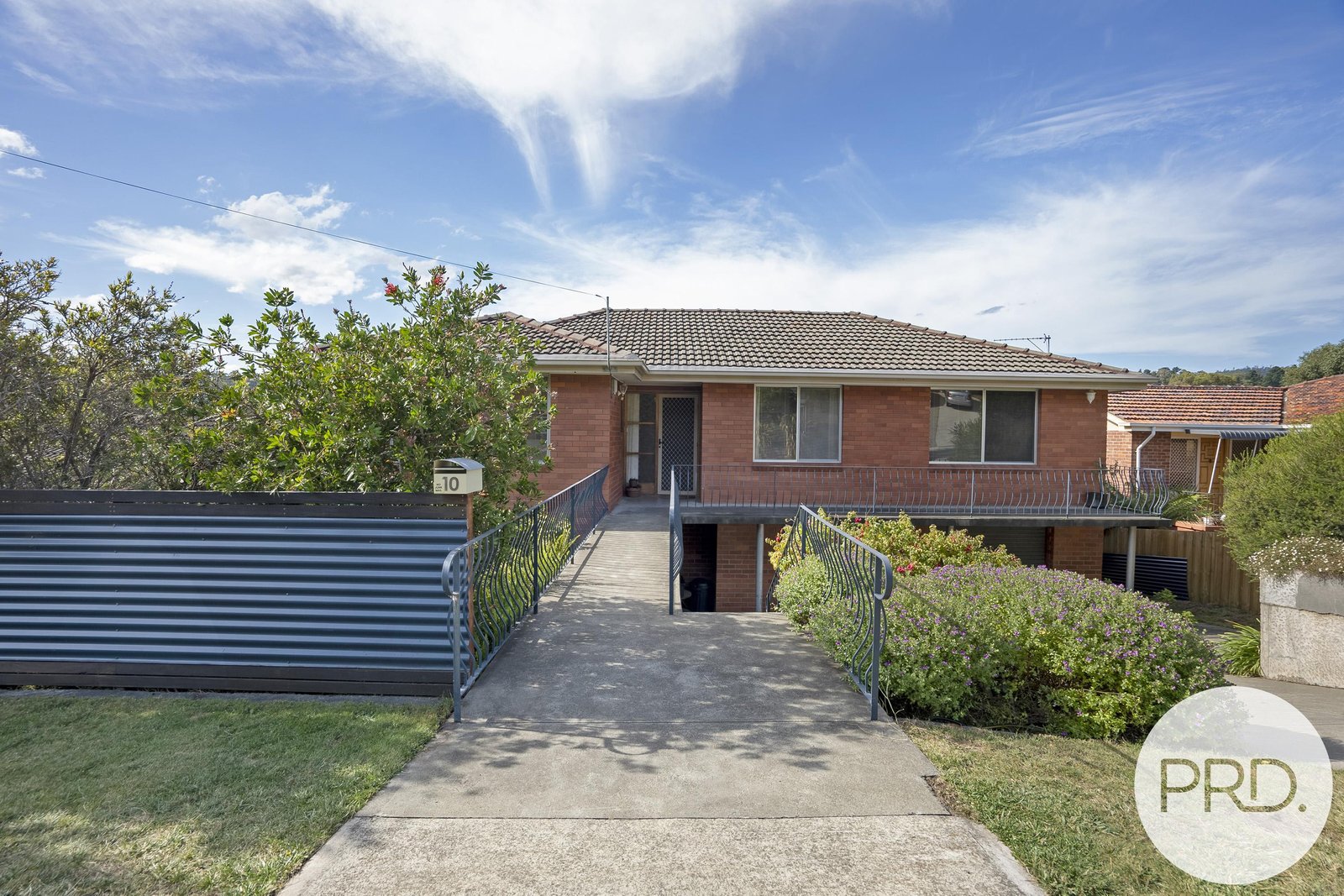 10 St Helens Street LINDISFARNE 6