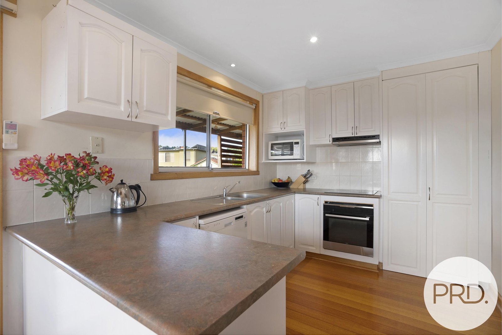 10 St Helens Street LINDISFARNE 7