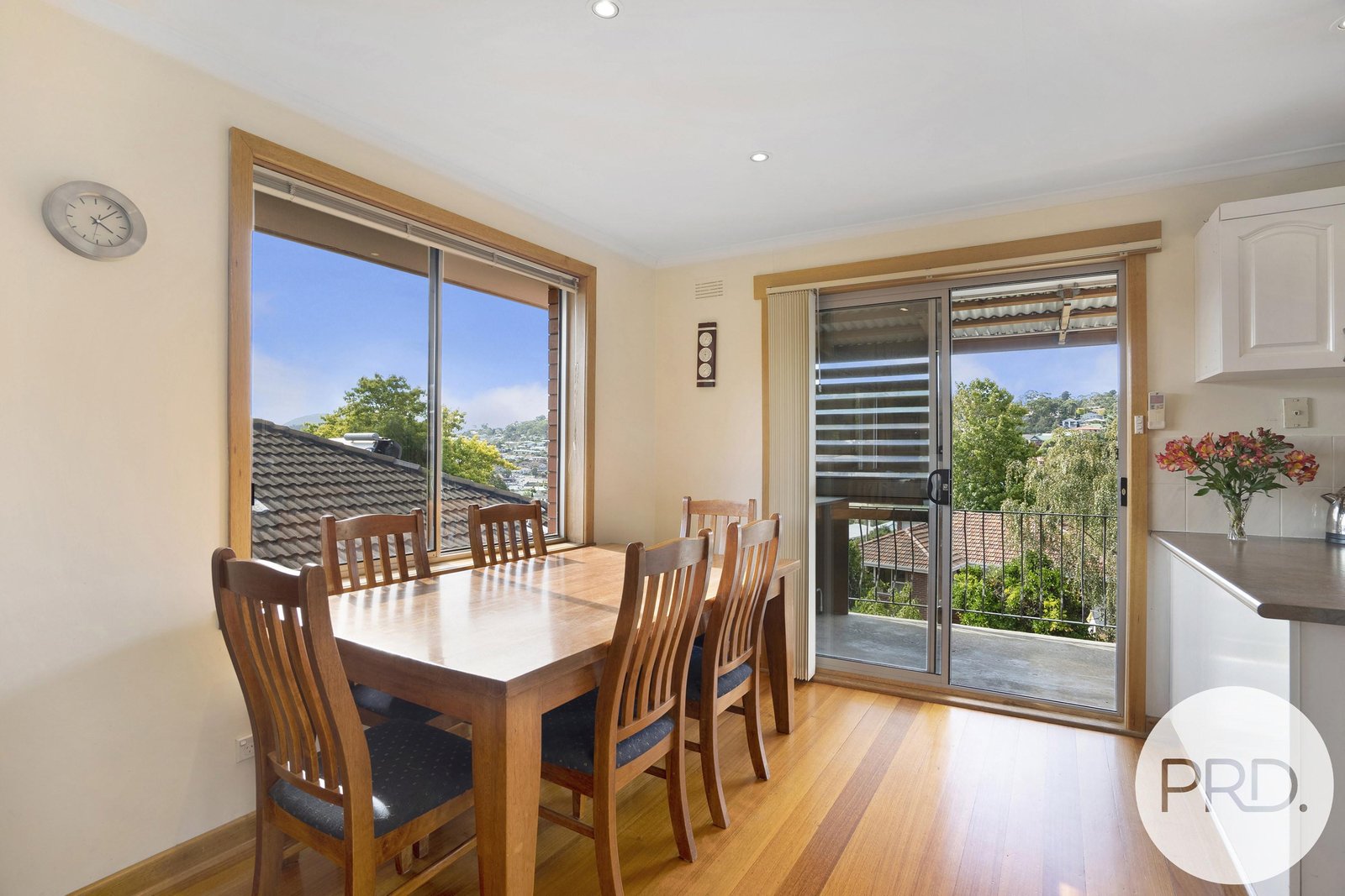 10 St Helens Street LINDISFARNE 10