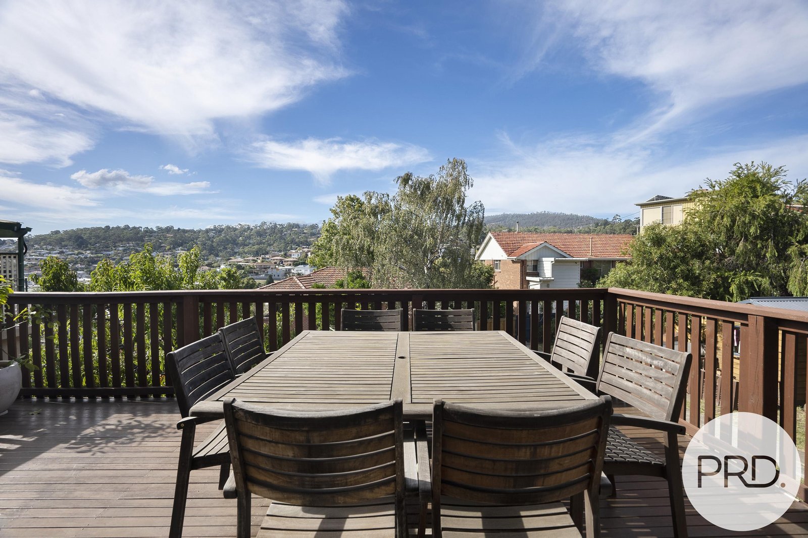 10 St Helens Street LINDISFARNE 28