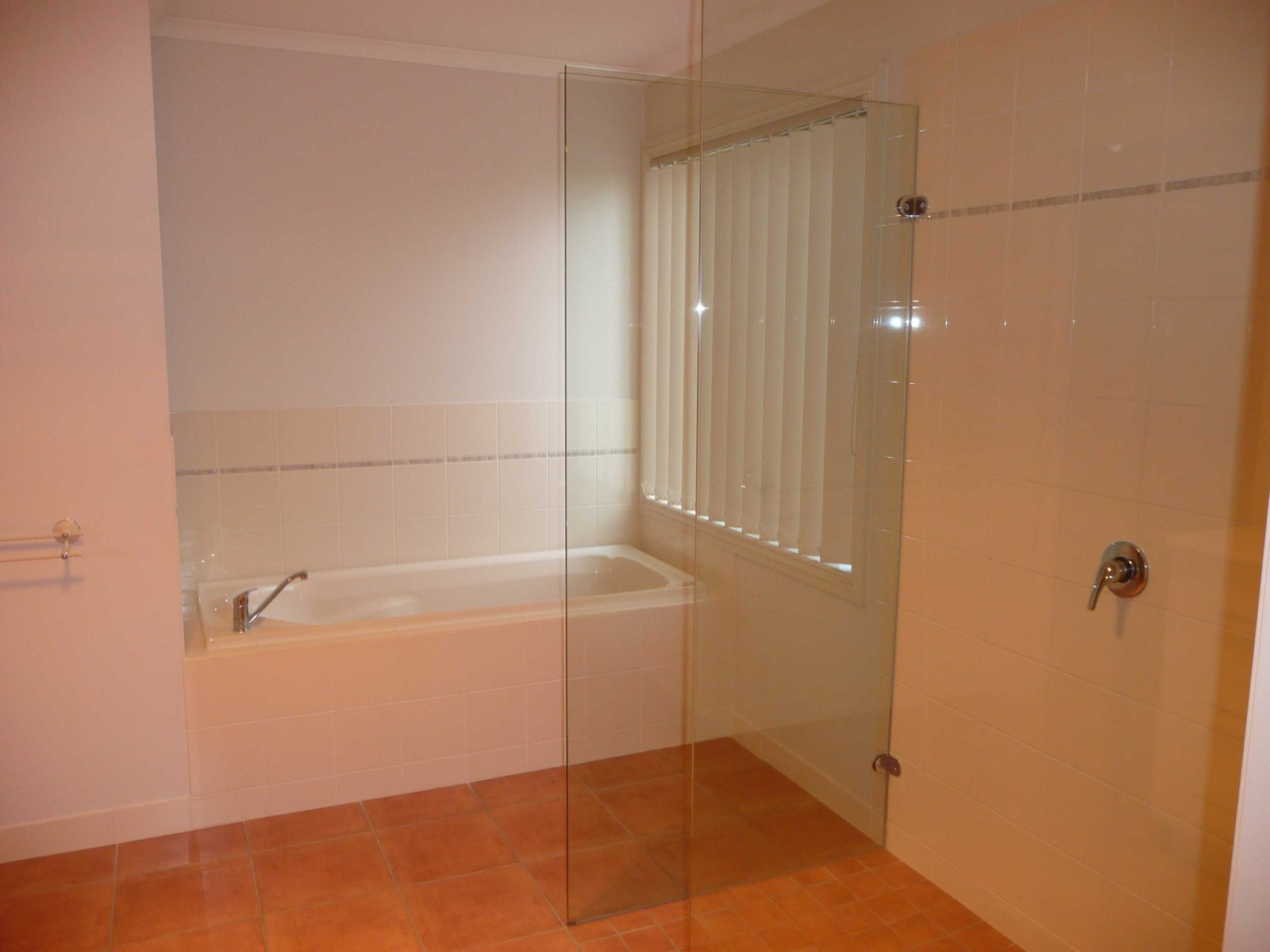 10 St Michaels Place LAKE GARDENS 5