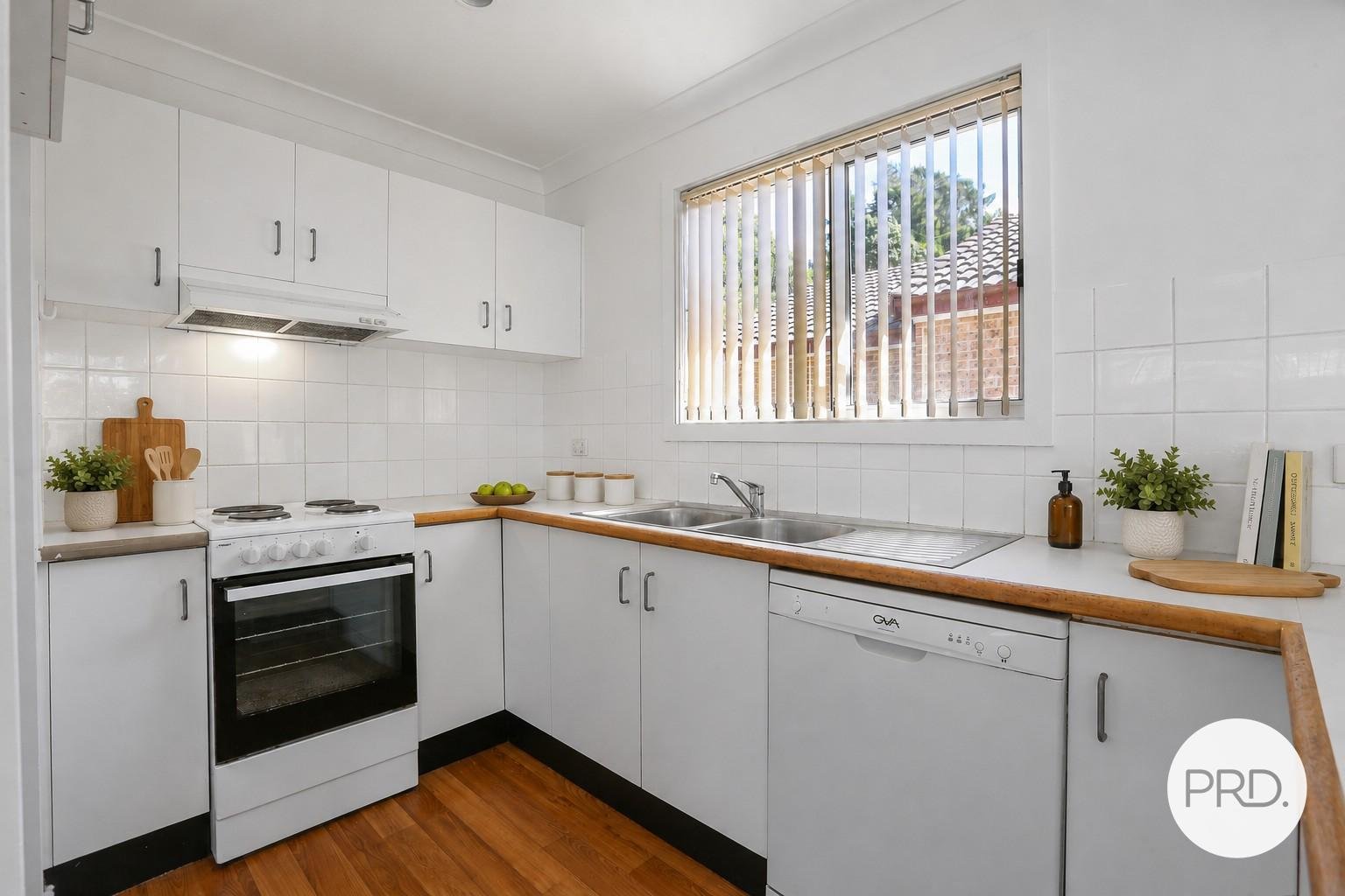 10 Stanthorpe Drive KANAHOOKA 4
