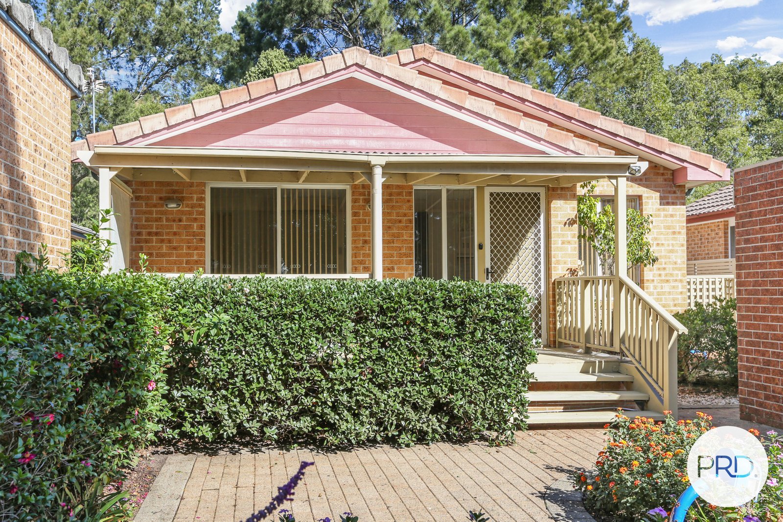 10 Stanthorpe Drive KANAHOOKA 8