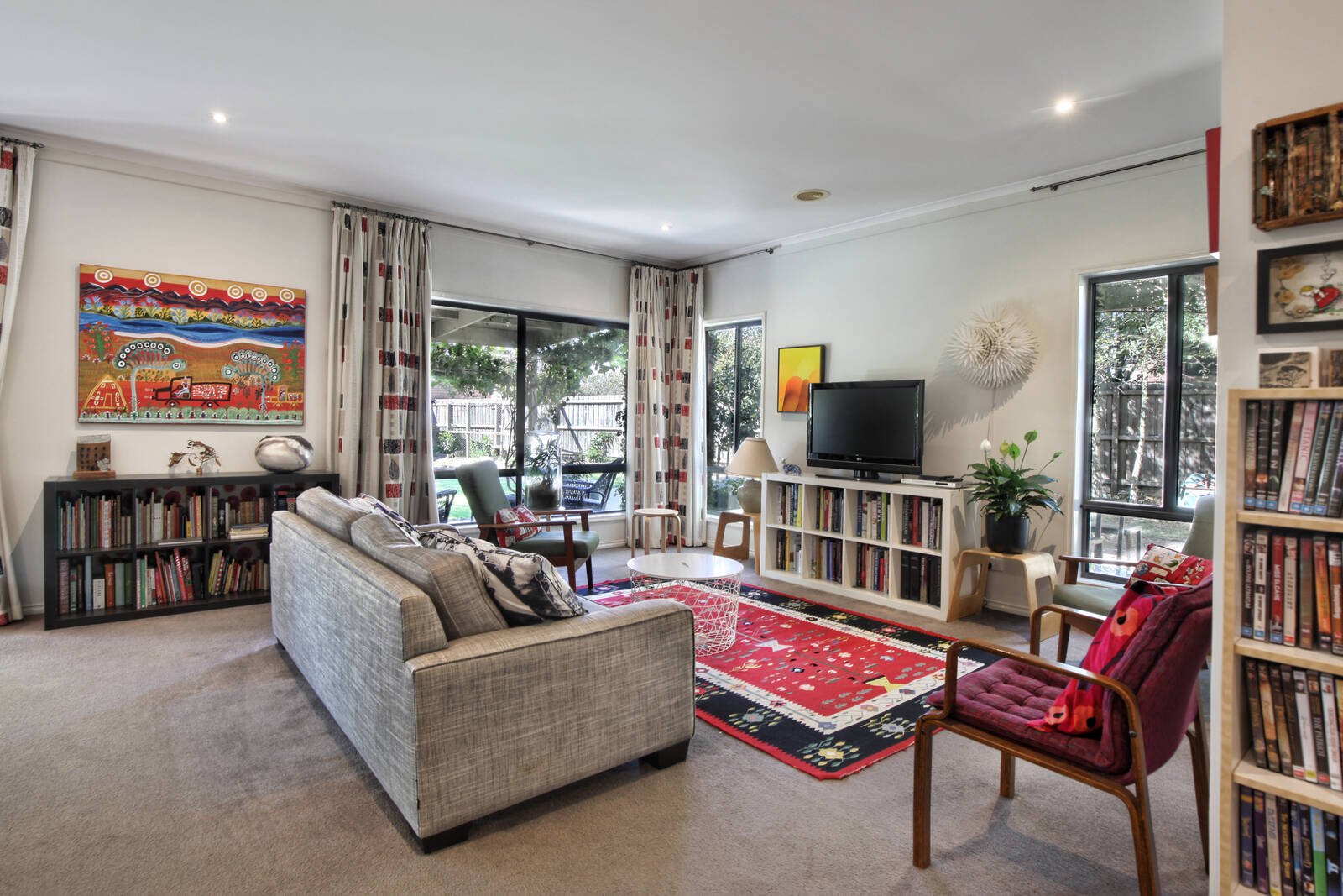 Real Estate and Property in 10 Stephens Street, Woodend, VIC