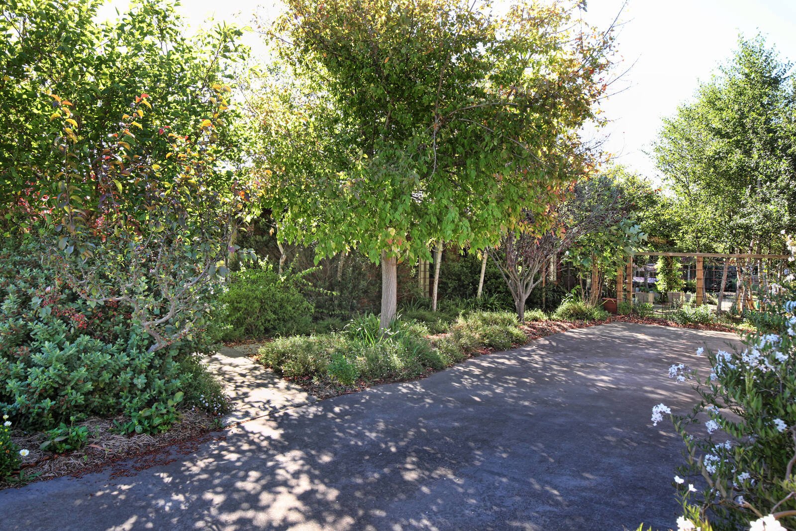 Real Estate and Property in 10 Stephens Street, Woodend, VIC