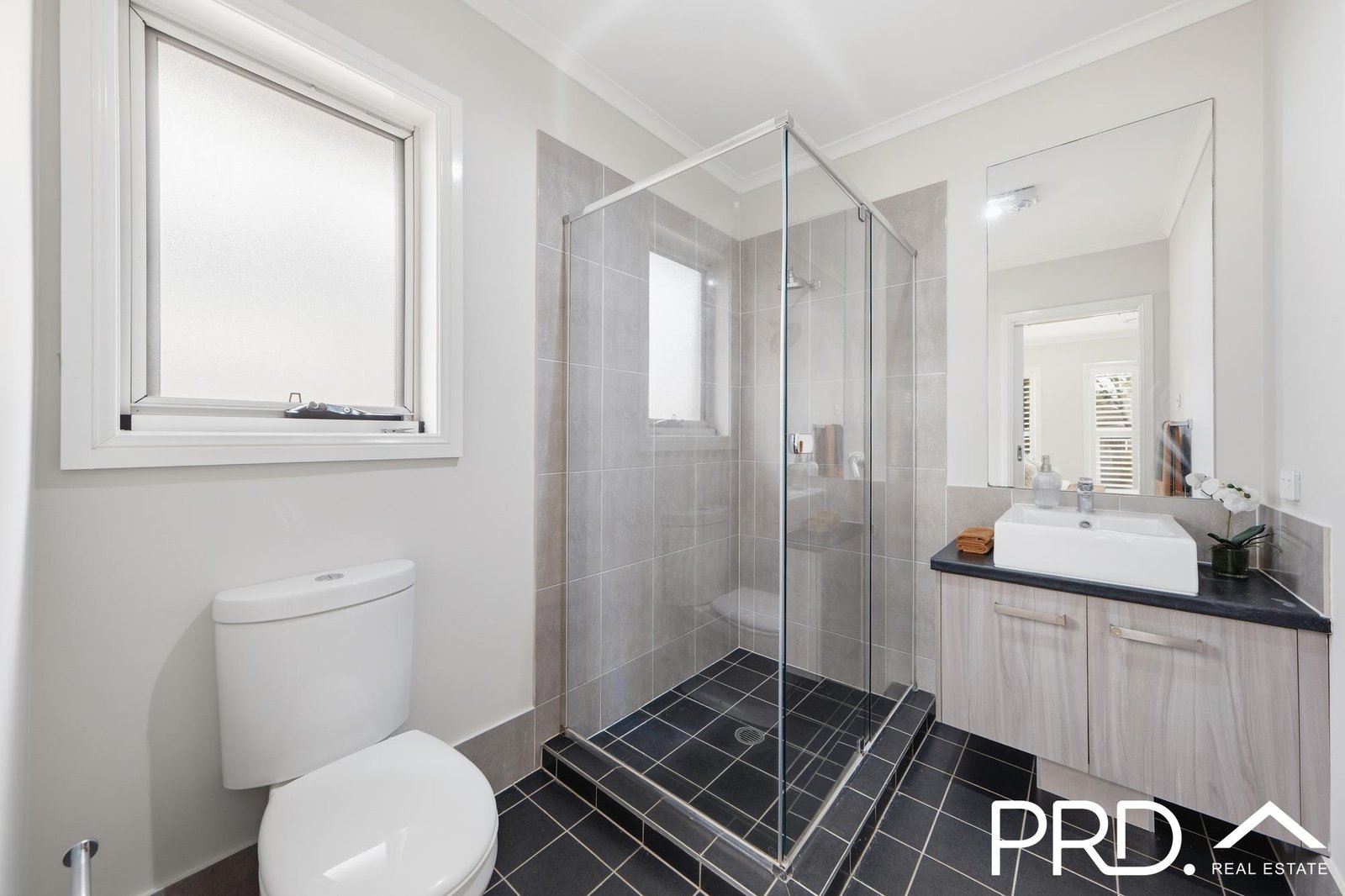 10 Stevens Street PANANIA 12