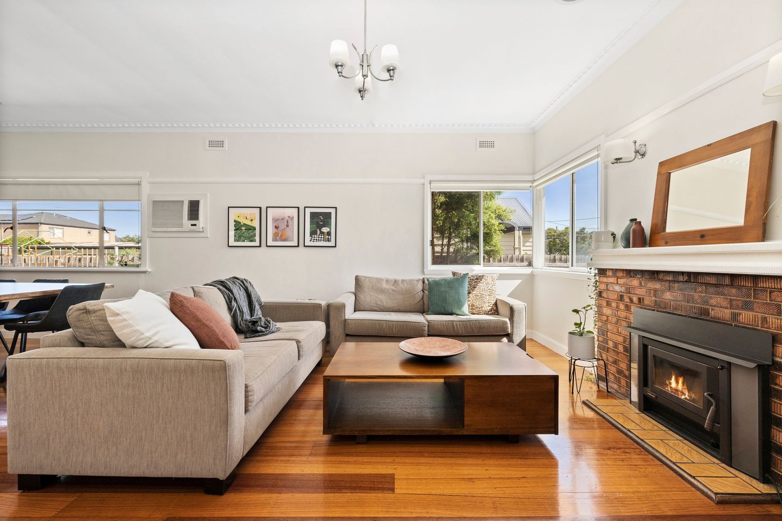 Gallery: 10 Sumersett Avenue