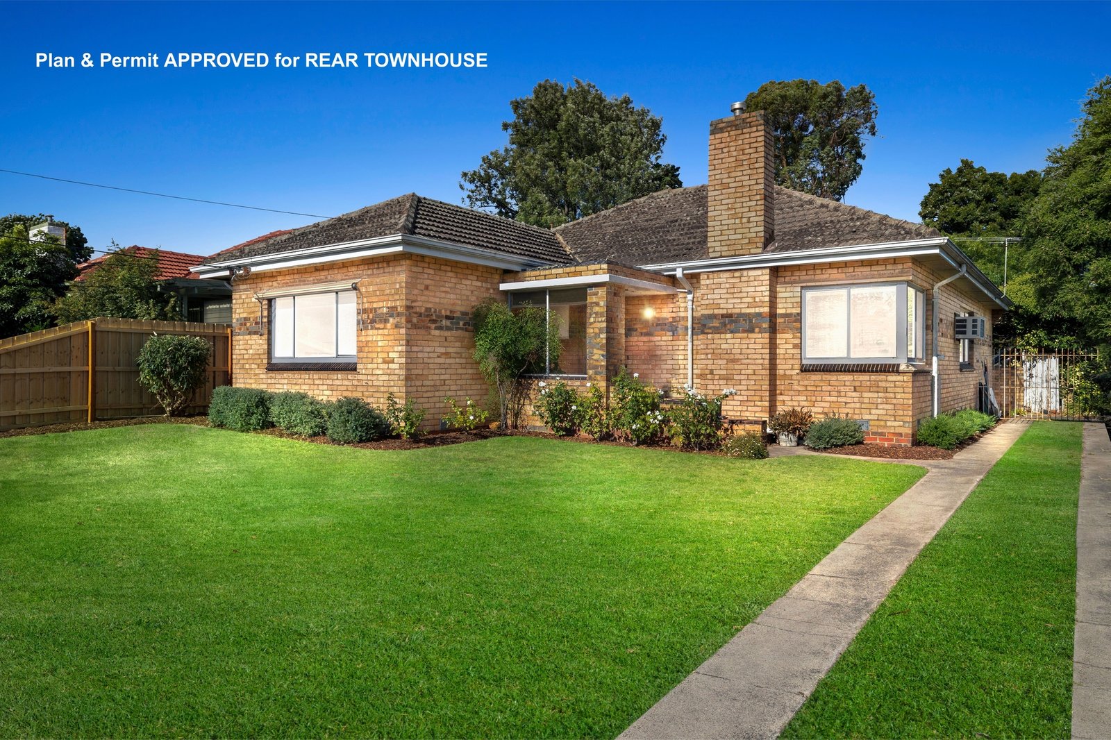 Gallery: 10 Sumersett Avenue