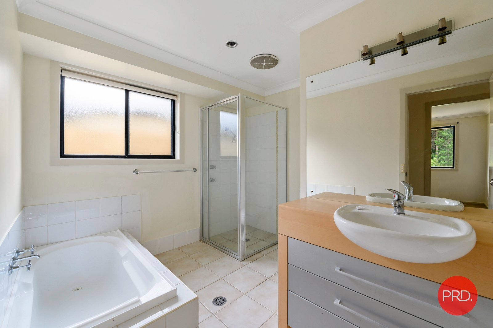 10 Sunnyside Close COFFS HARBOUR 9