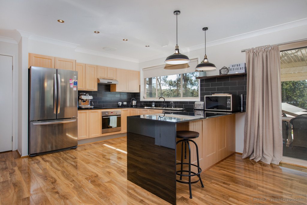 10 Sutton Grove BRANXTON 3