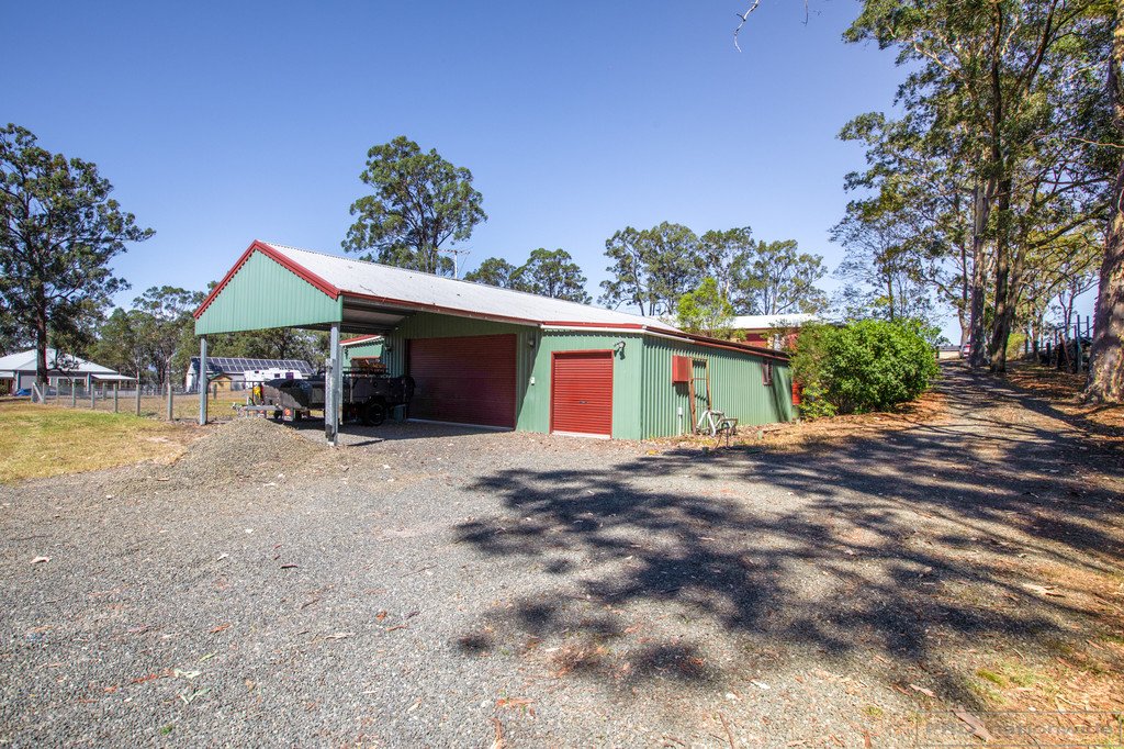 10 Sutton Grove BRANXTON 6