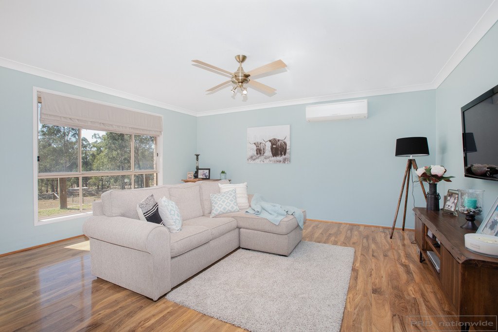 10 Sutton Grove BRANXTON 21