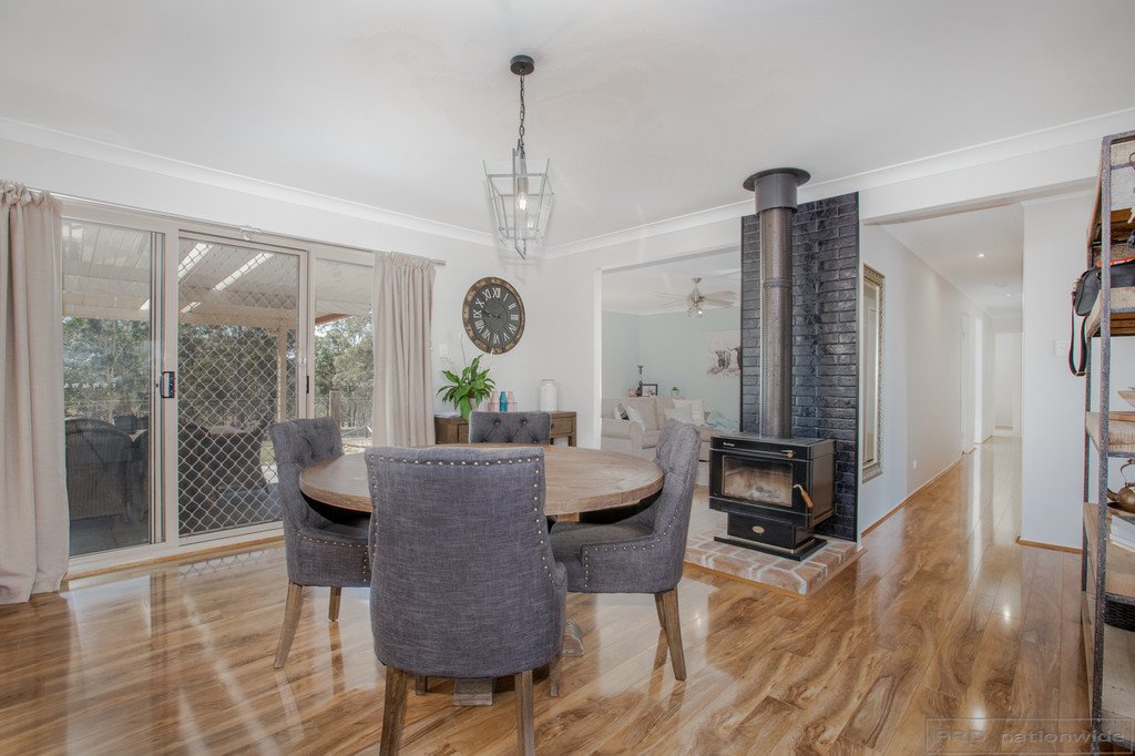 10 Sutton Grove BRANXTON 23
