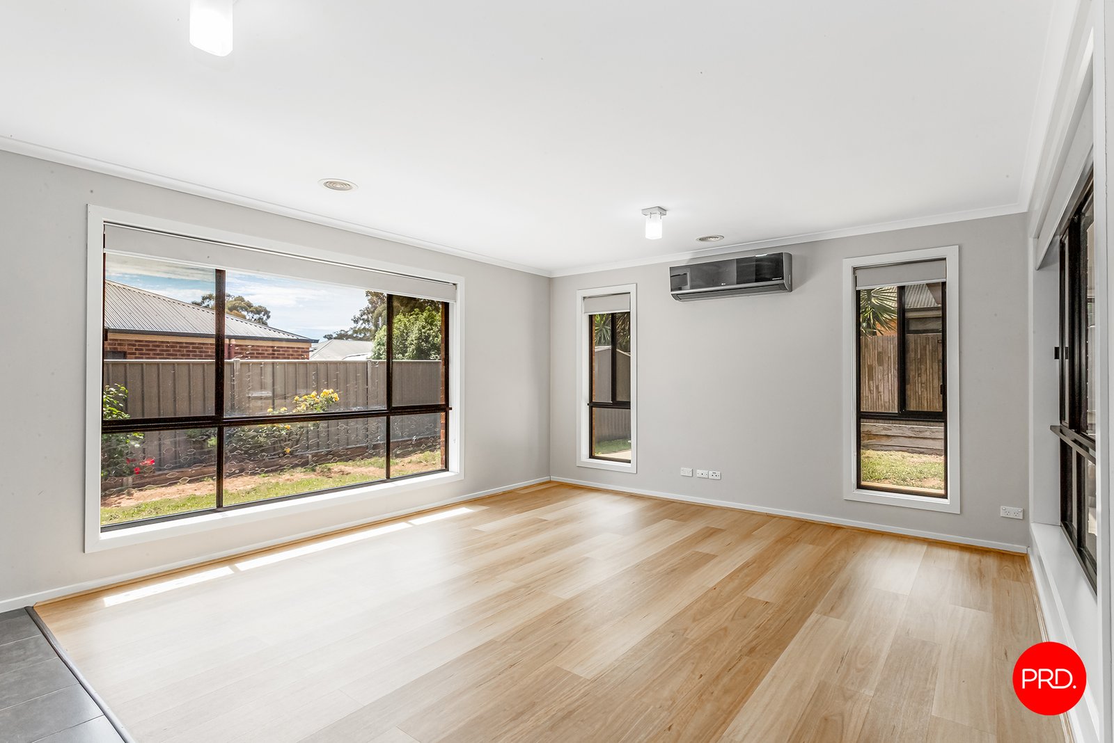 10 Symbester Crescent EAGLEHAWK 9