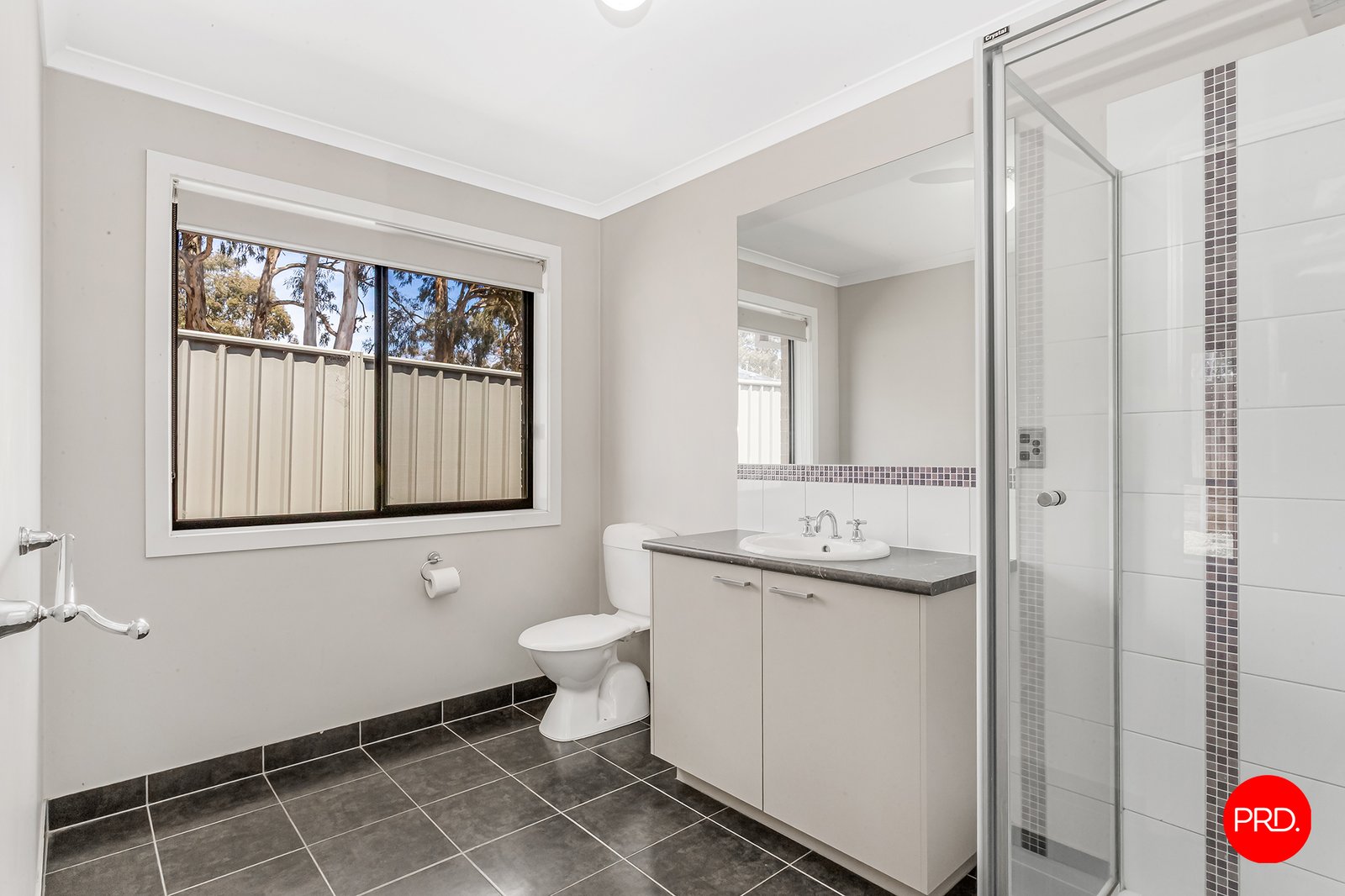 10 Symbester Crescent EAGLEHAWK 15