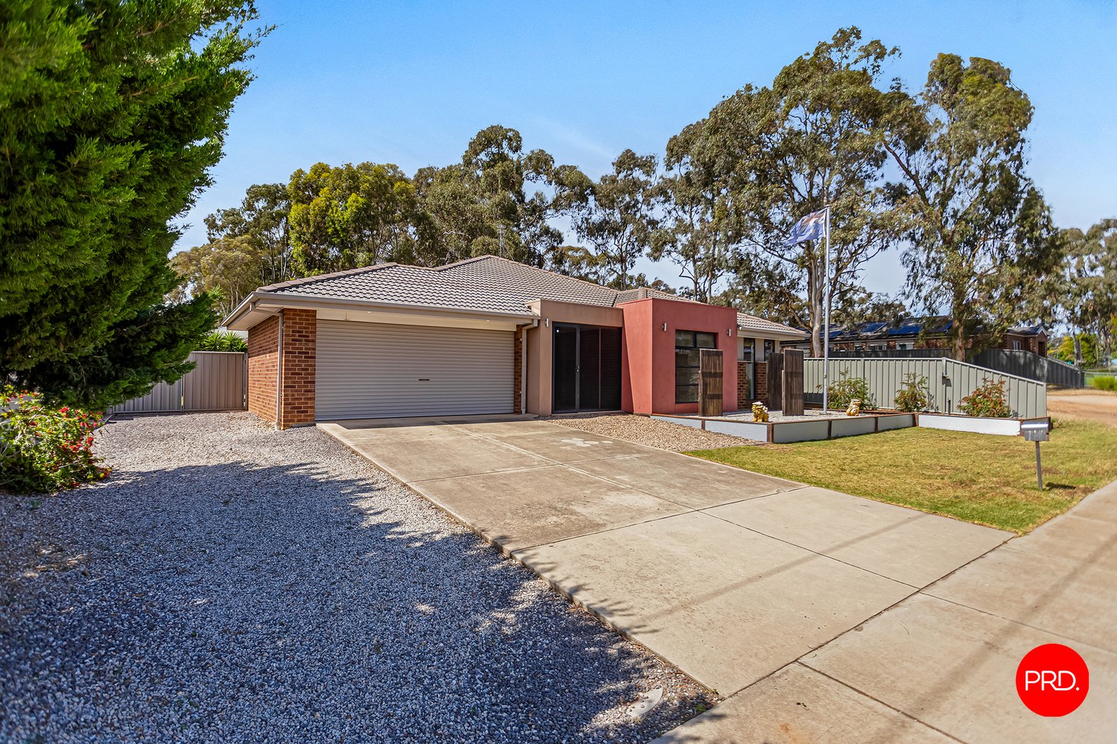 10 Symbester Crescent EAGLEHAWK 17