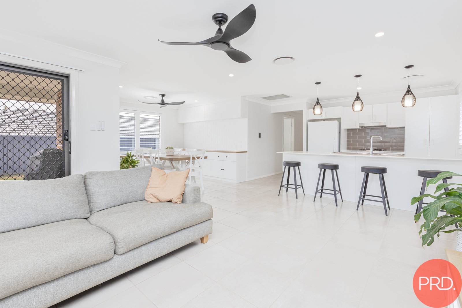 10 Taminga Road CLIFTLEIGH 9