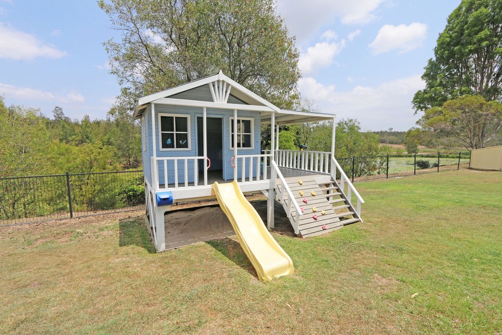 10 Tanzen Drive ARUNDEL 16