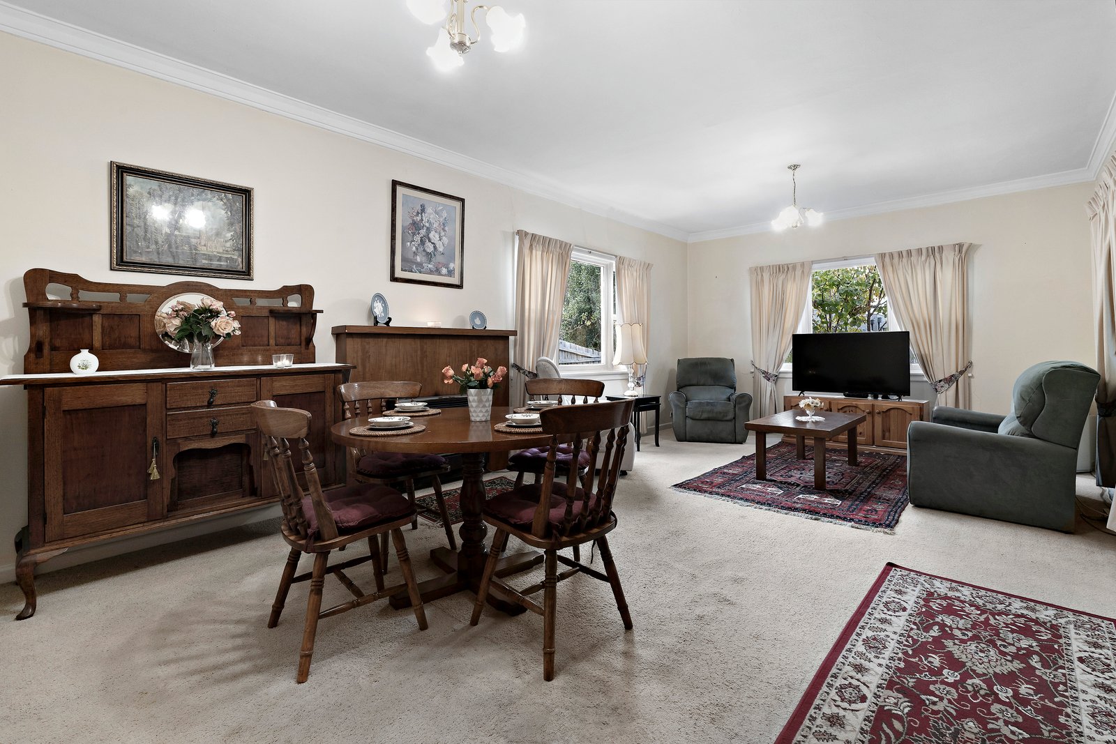 Real Estate and Property in 10 Tara Avenue, Blackburn, VIC