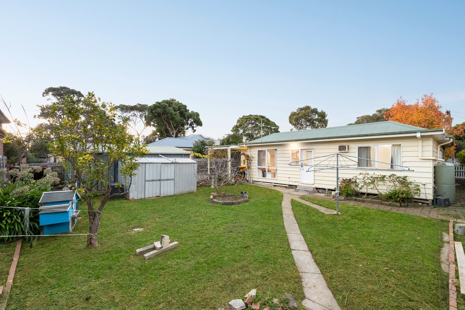 Real Estate and Property in 10 Tara Avenue, Blackburn, VIC
