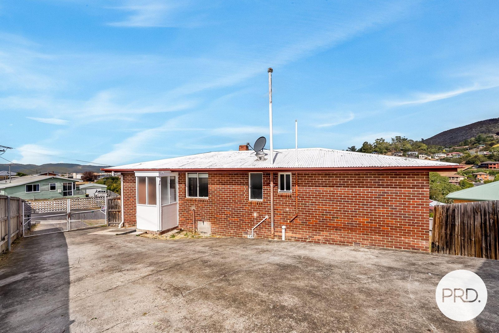 10 Taree Street CHIGWELL 11