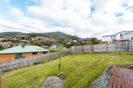 10 Taree Street CHIGWELL 9