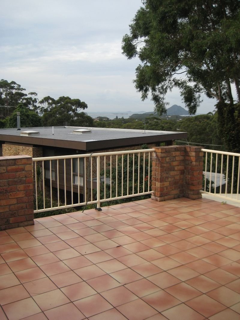 10 Tareebin Road NELSON BAY 6