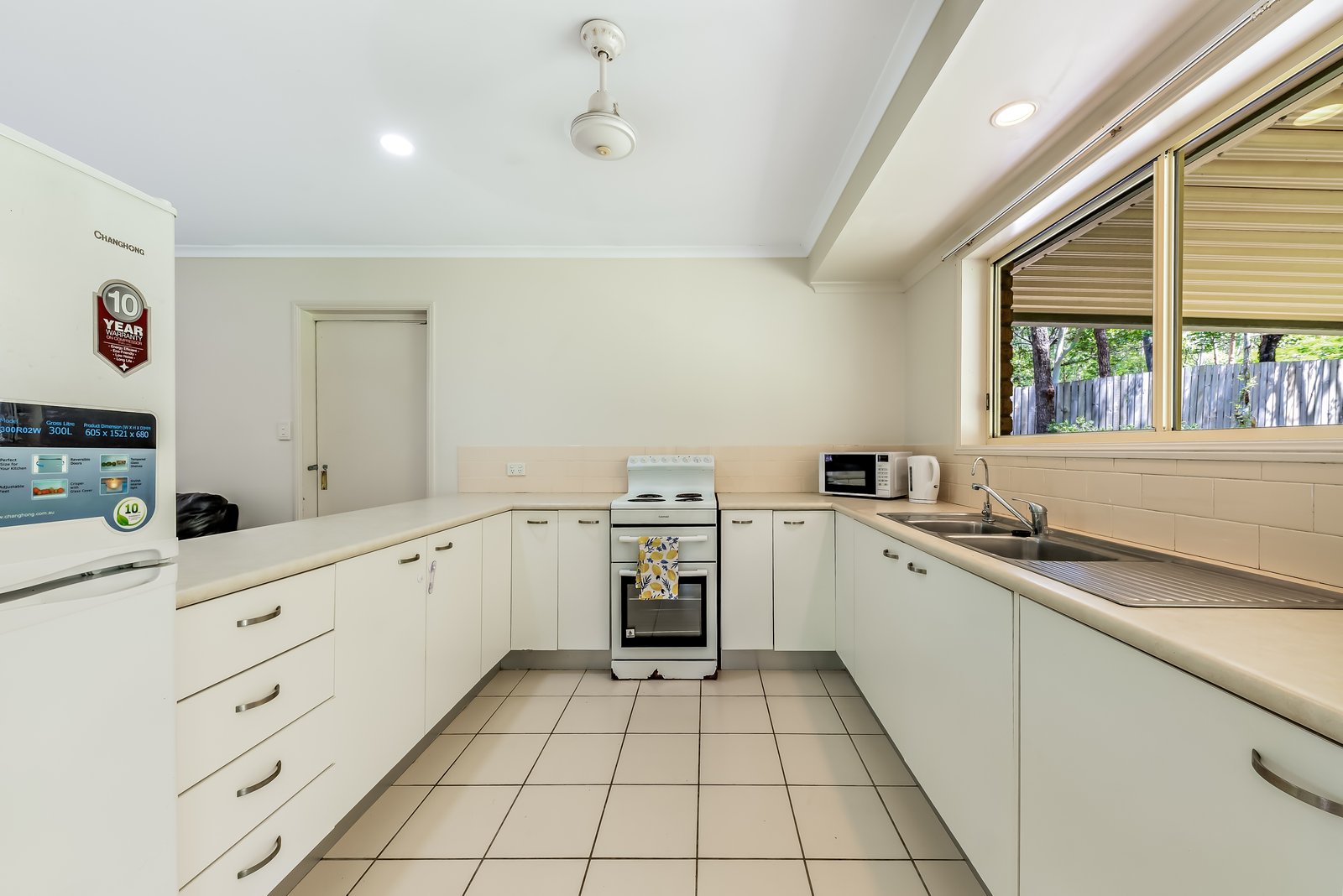 10 Teague Terrace CANNONVALE 3